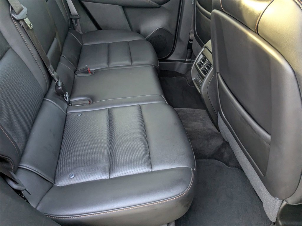 Used 2021 Cadillac XT4 Sport image 25