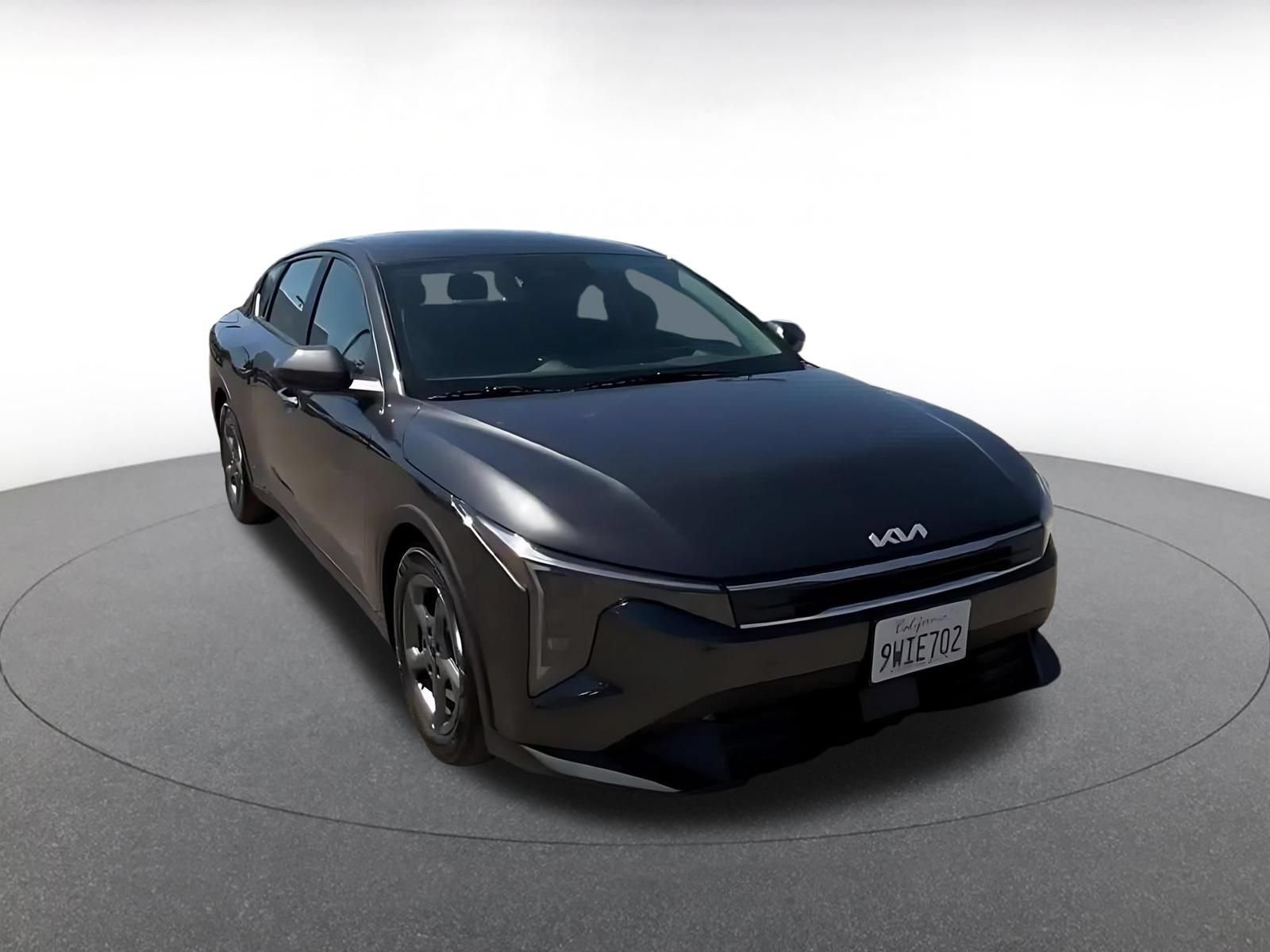 Used 2026 Kia K4 FWD image 3