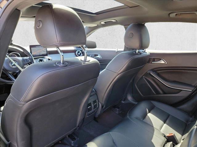 Used 2020 Mercedes-Benz GLA 250 4MATIC image 18