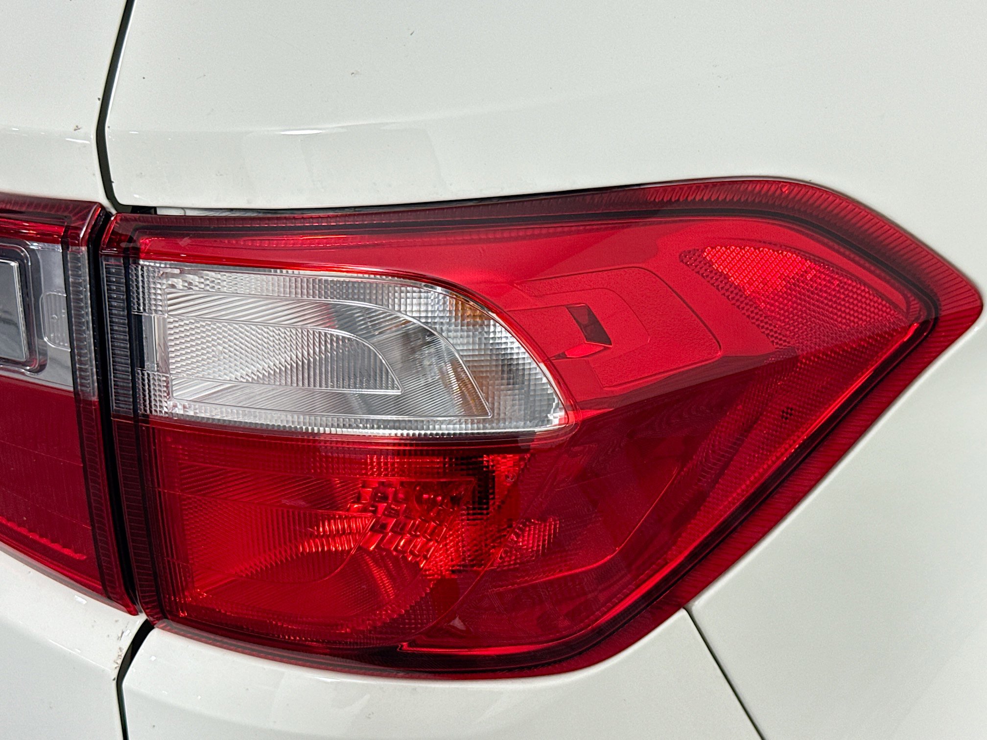 Used 2020 Ford EcoSport SE w/ SE Convenience Package image 33