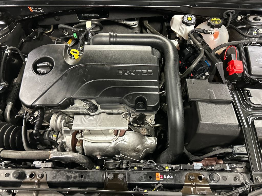 Used 2024 Chevrolet Malibu LT image 26