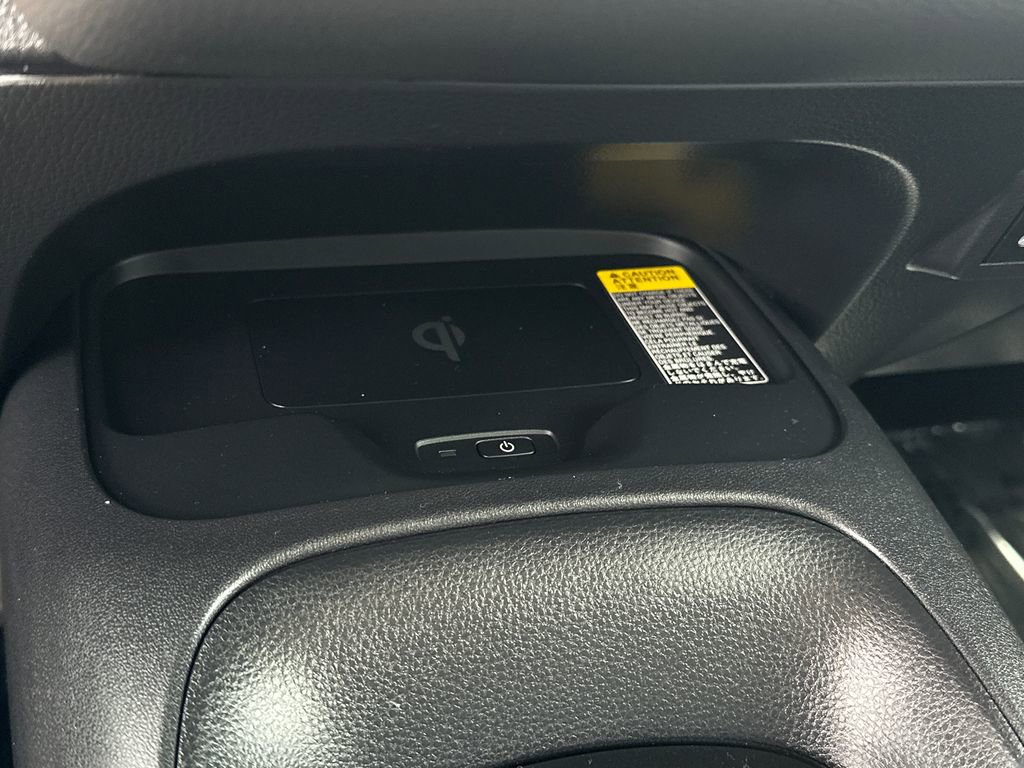 Used 2025 Toyota Corolla LE w/ LE Premium Package image 28