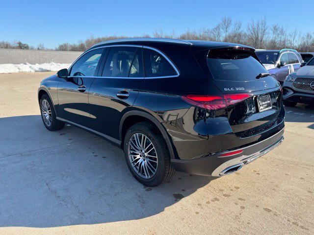 Used 2026 Mercedes-Benz GLC 300 4MATIC image 5