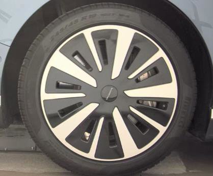 Used 2024 Lucid Air Pure RWD image 7
