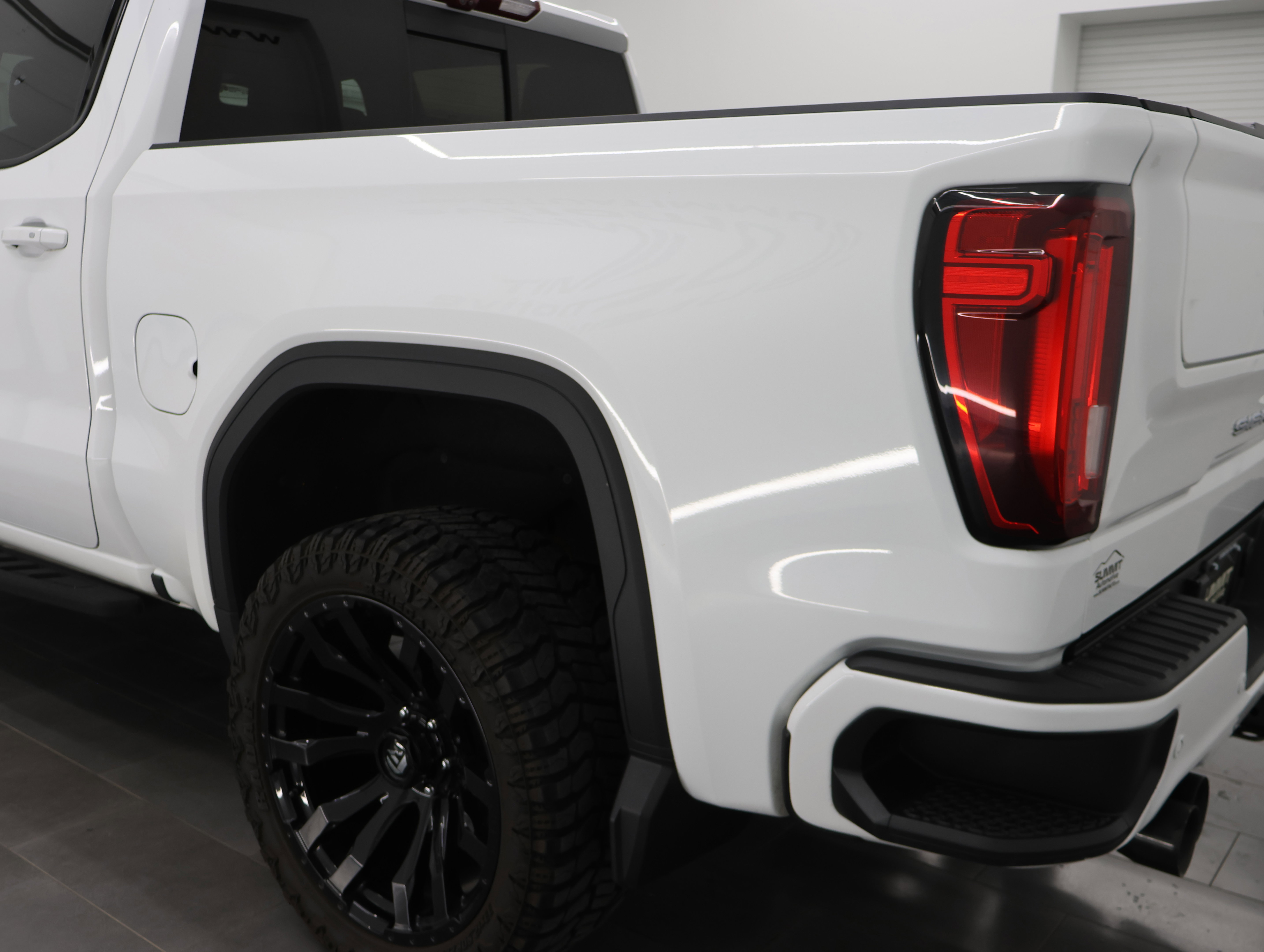 Used 2022 GMC Sierra 1500 AT4 w/ AT4 Premium Package AWD/4WD image 31