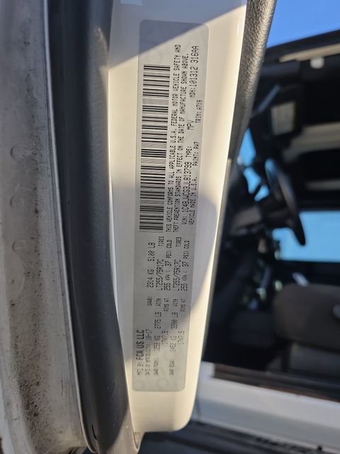 Used 2018 Jeep Wrangler Rubicon w/ Power Convenience Group image 18