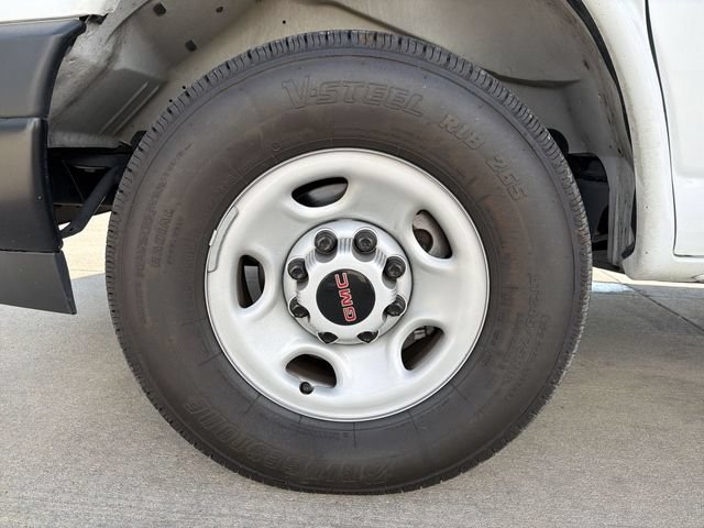 Used 2025 GMC Savana 2500 w/ Driver Convenience Package RWD image 12