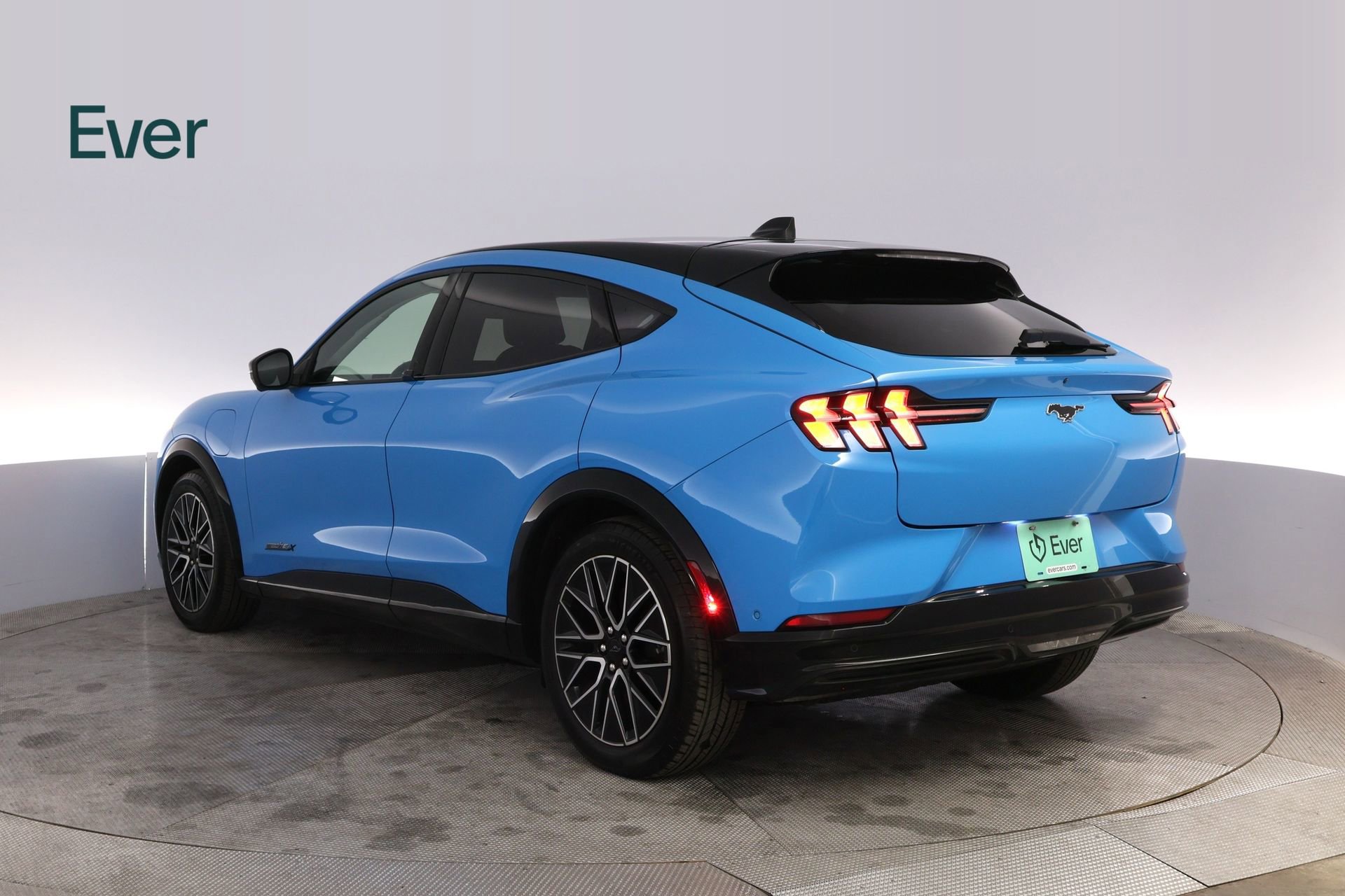 Used 2024 Ford Mustang Mach-E Premium image 17