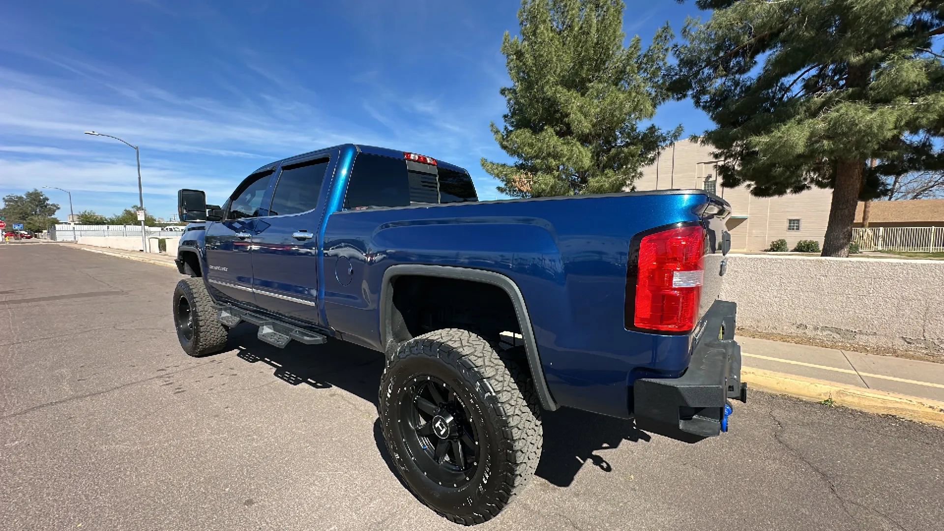 Used 2017 GMC Sierra 3500 Denali w/ Duramax Plus Package image 2