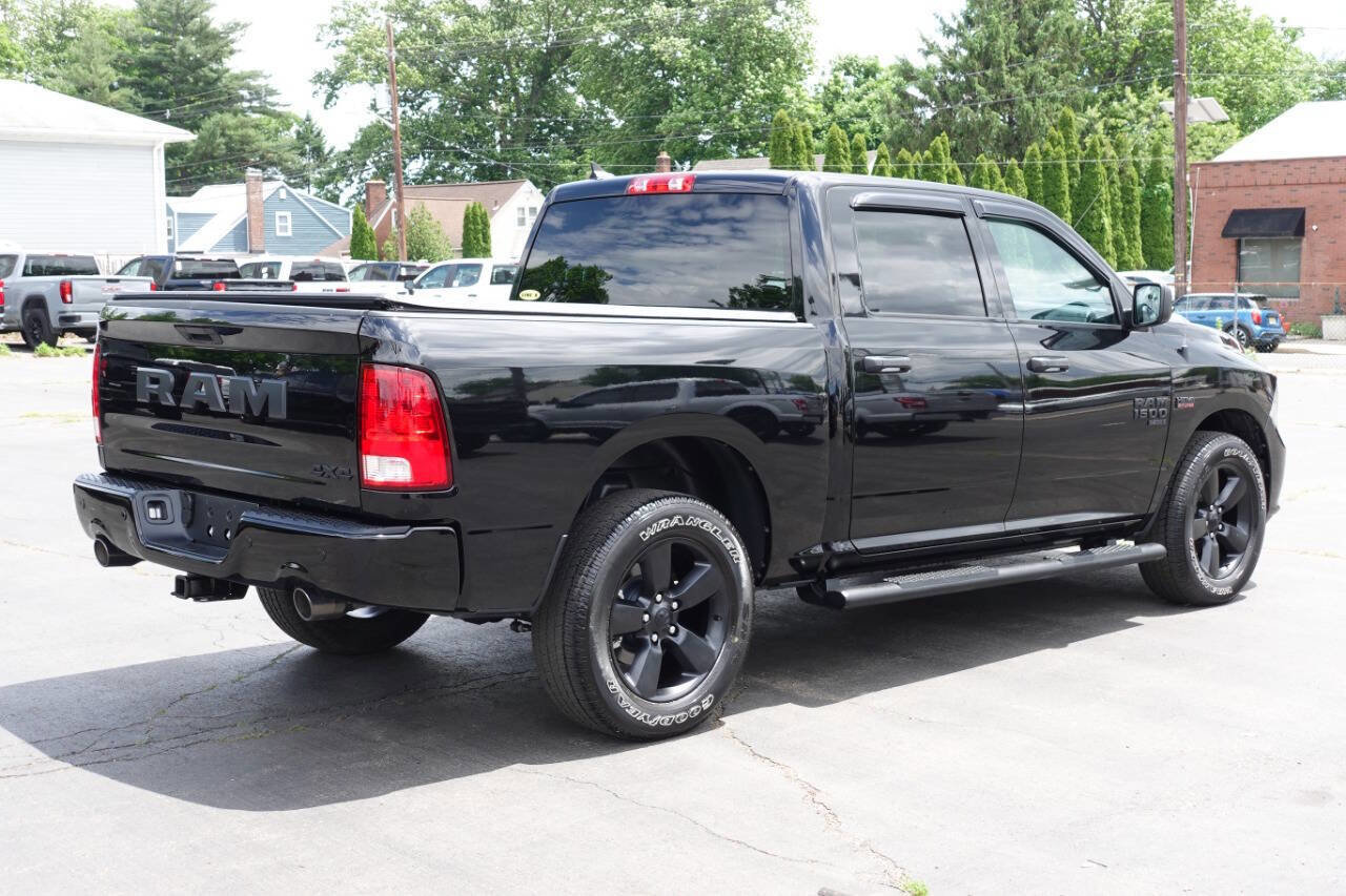 Used 2022 RAM 1500 Express w/ Wheel & Sound Group AWD/4WD image 3