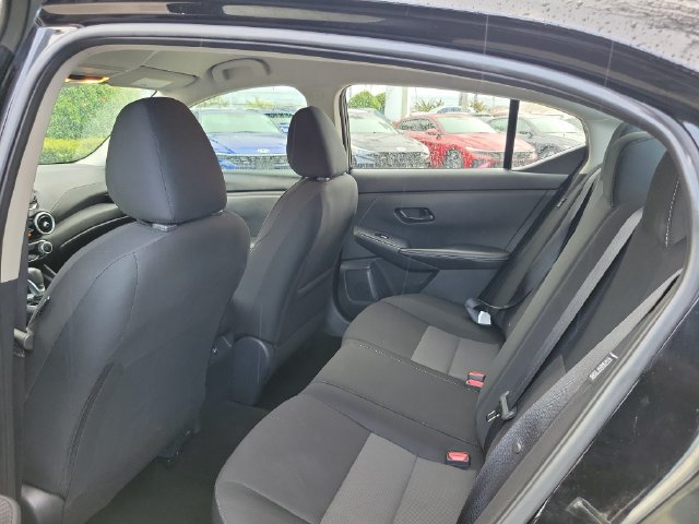 Used 2024 Nissan Sentra SV FWD image 7