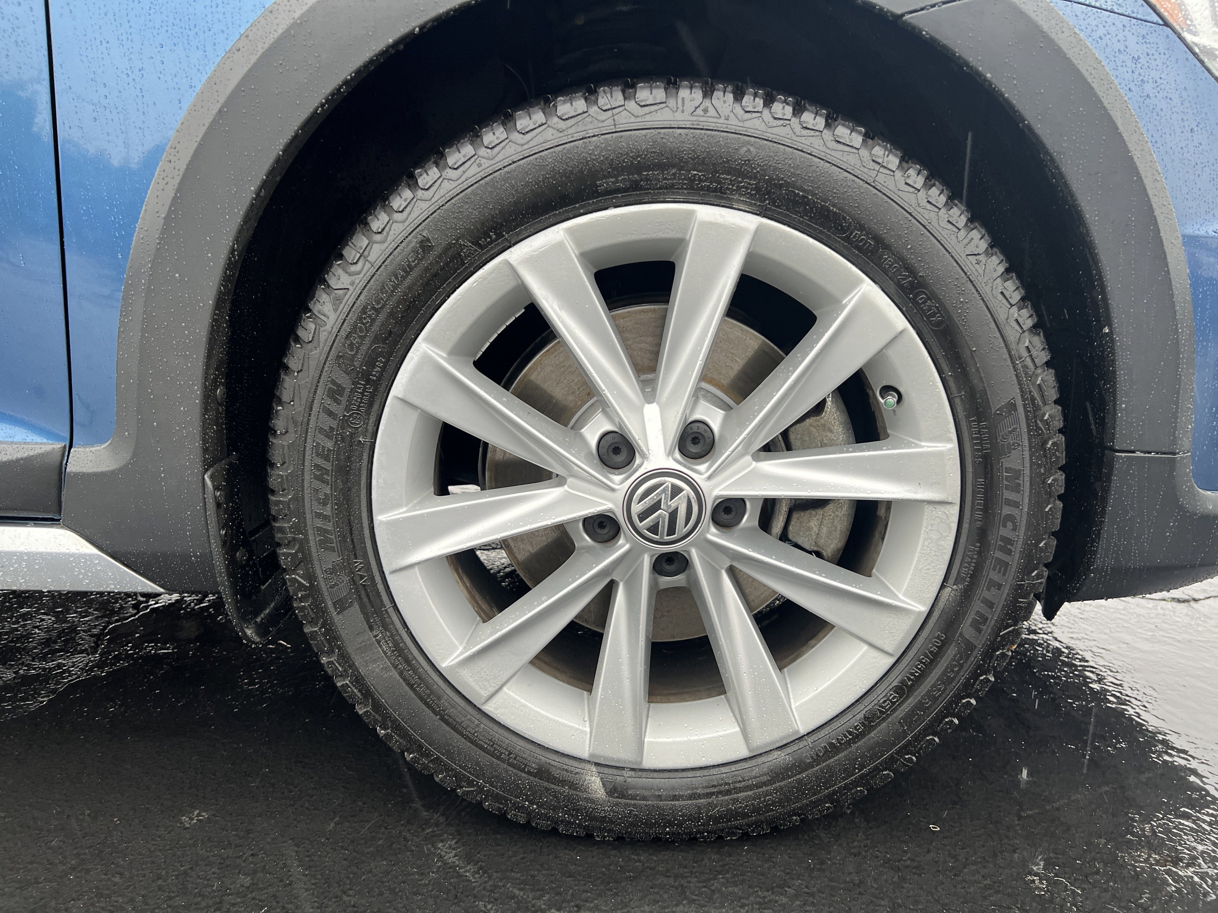 Used 2018 Volkswagen Golf Alltrack SE image 11