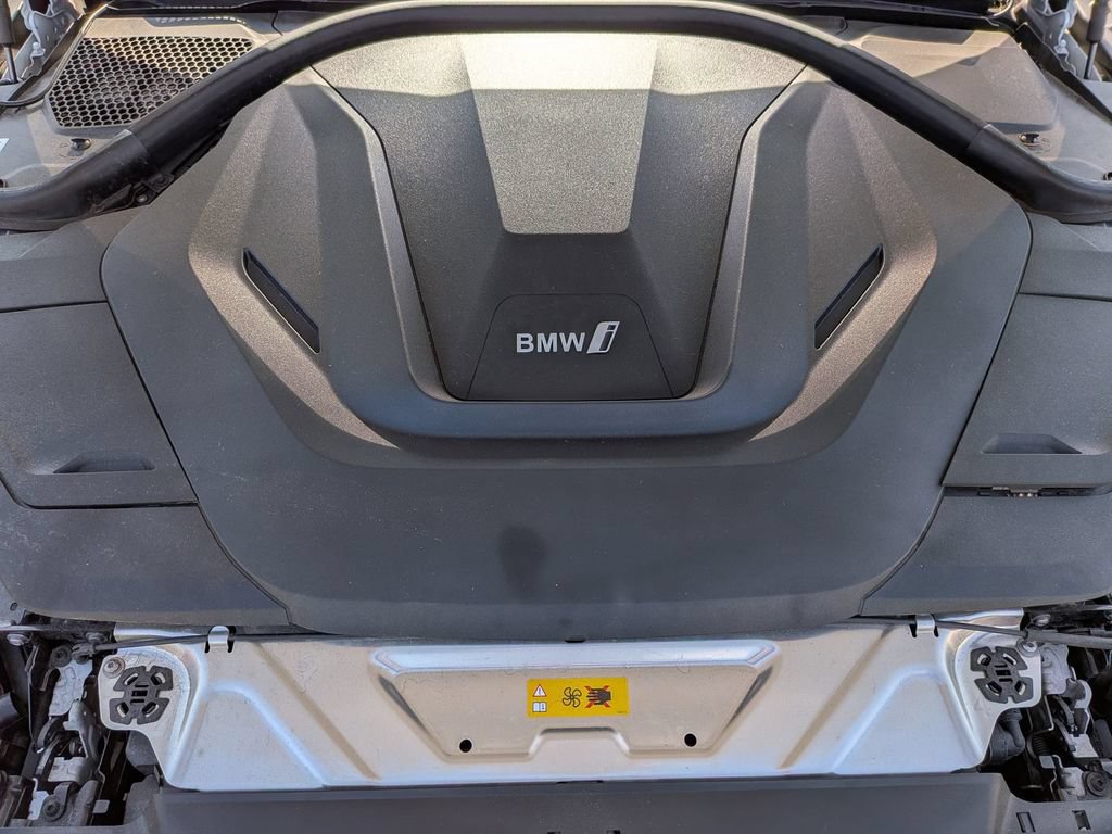 Used 2024 BMW i4 xDrive40i AWD/4WD image 31