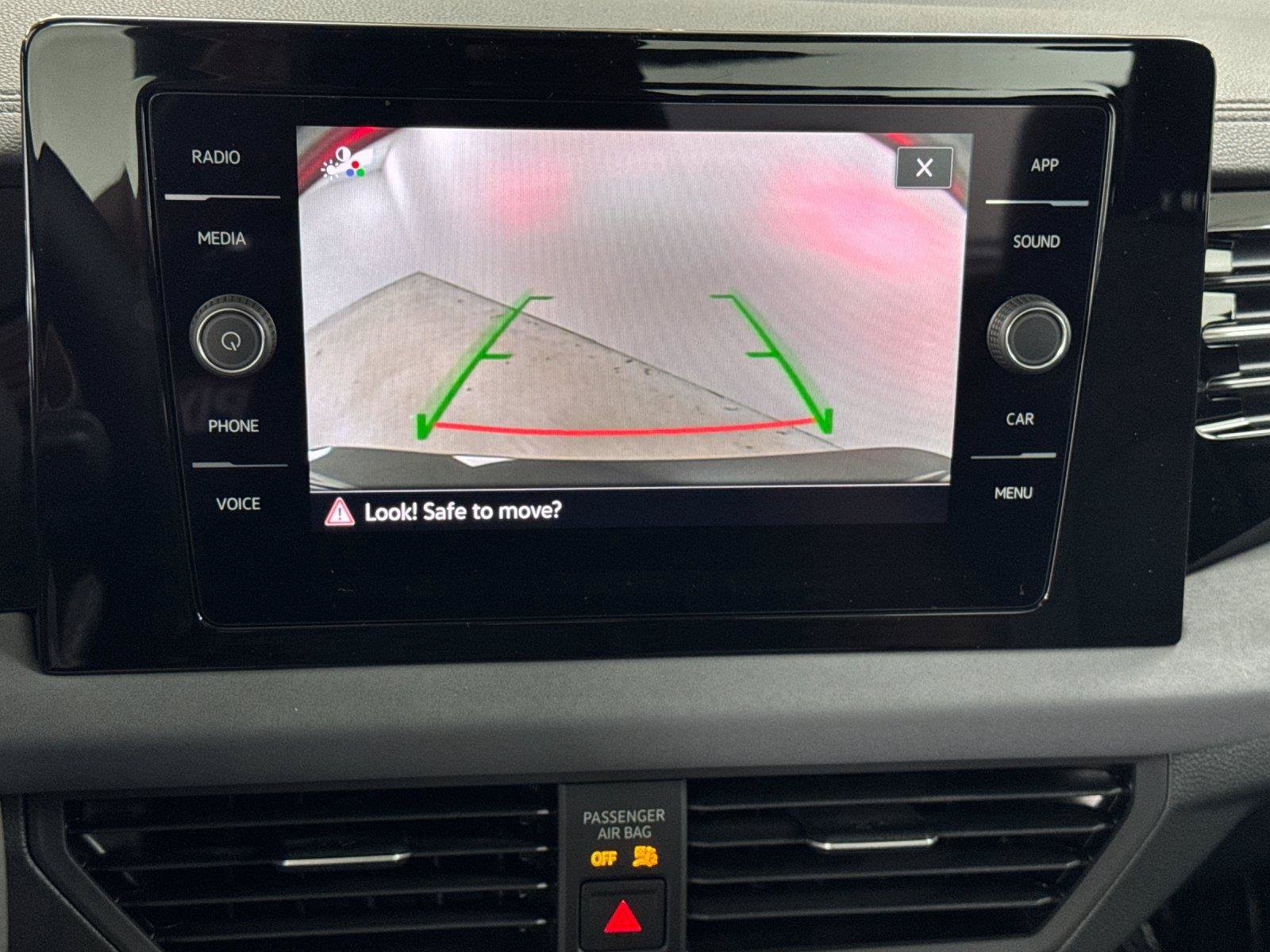 New 2026 Volkswagen Jetta SE FWD image 17