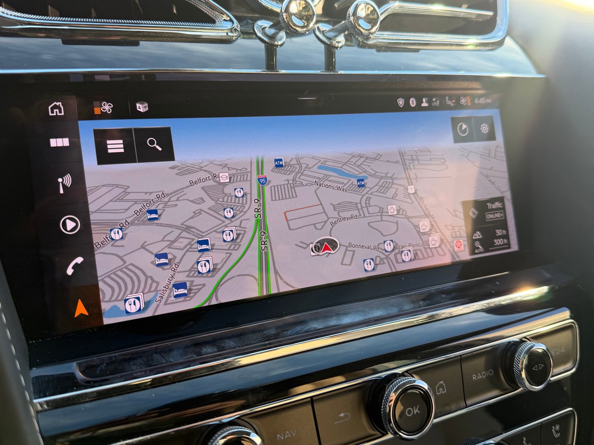 Used 2023 Bentley Bentayga Extended Wheelbase image 43