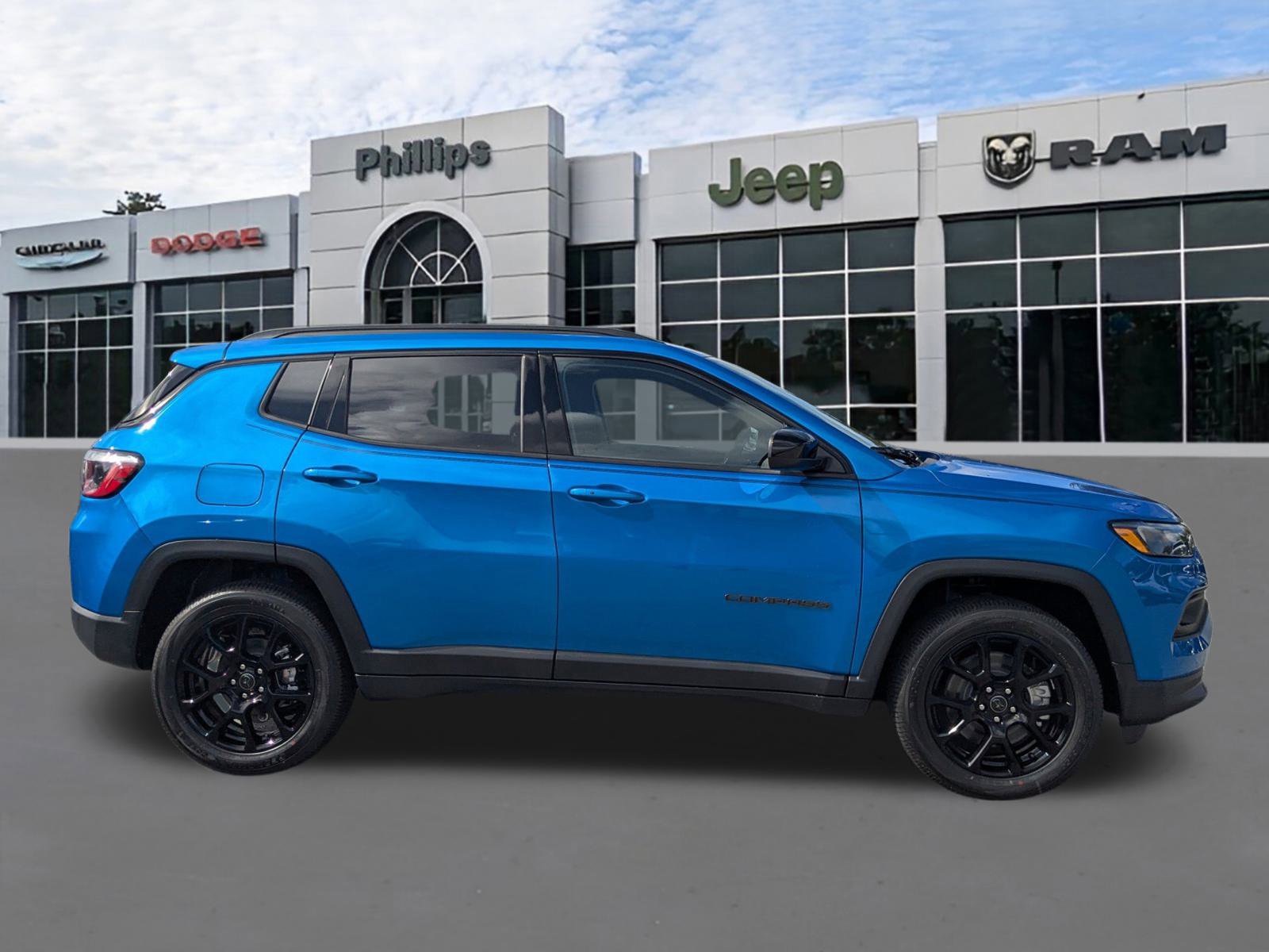 New 2026 Jeep Compass Latitude image 2
