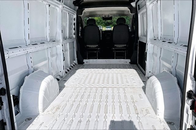 Used 2026 RAM ProMaster 2500 w/ Convenience Group FWD image 33