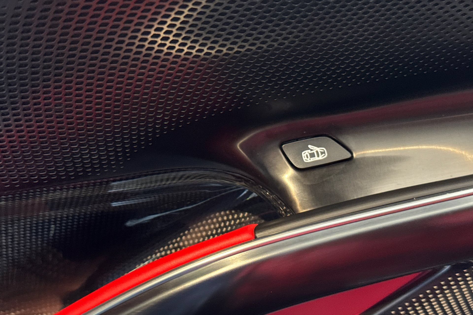 Used 2025 Ferrari 12Cilindri RWD image 13