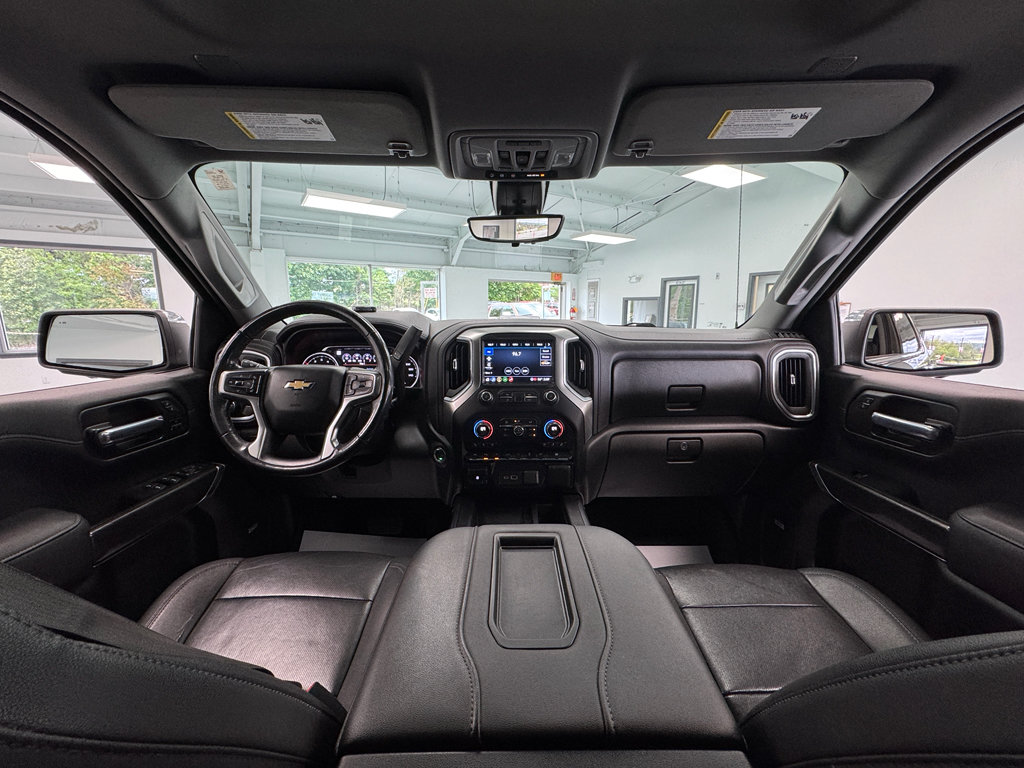 Used 2021 Chevrolet Silverado 1500 LTZ w/ Technology Package AWD/4WD image 21