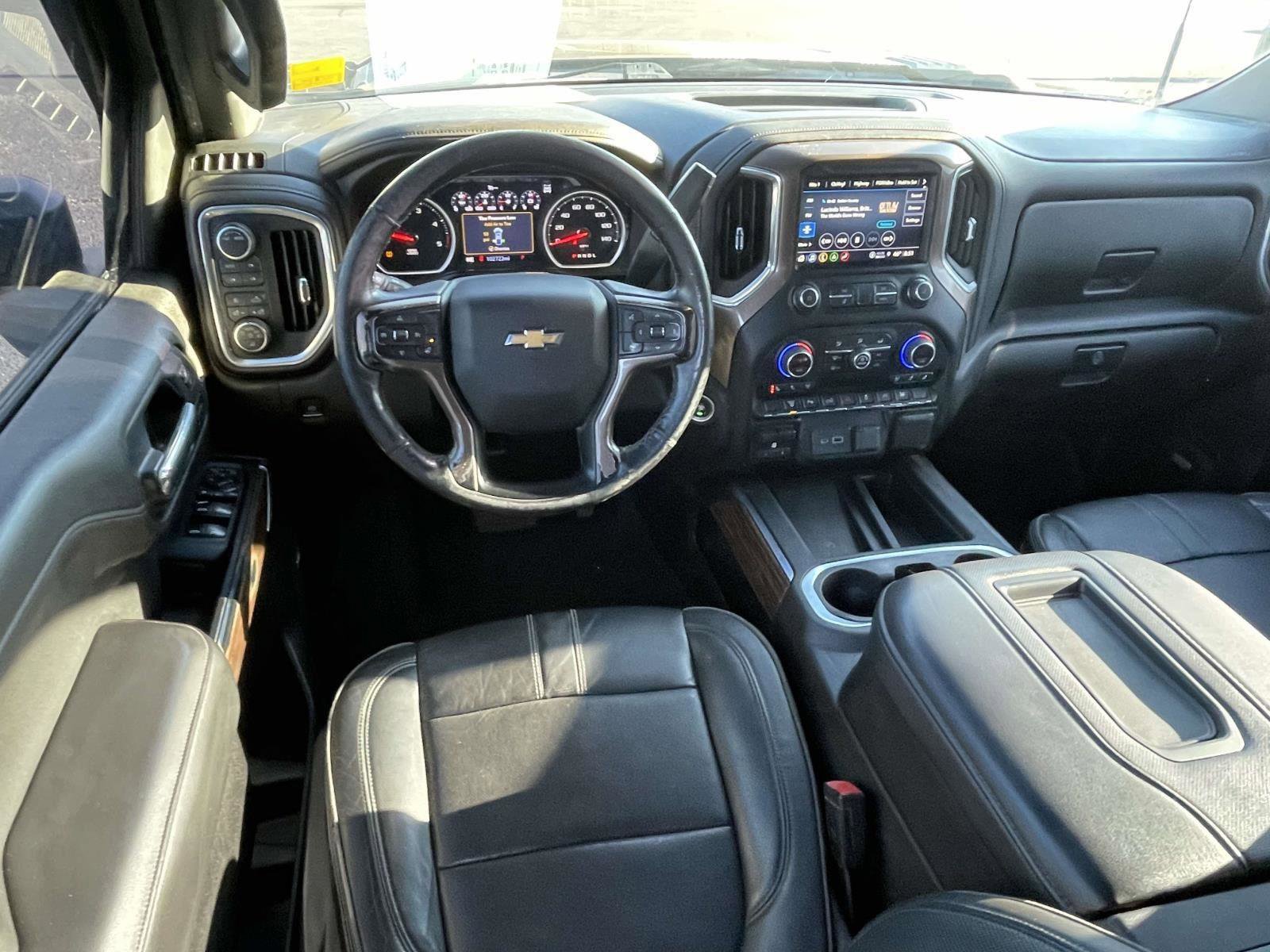 Used 2022 Chevrolet Silverado 3500 High Country image 11