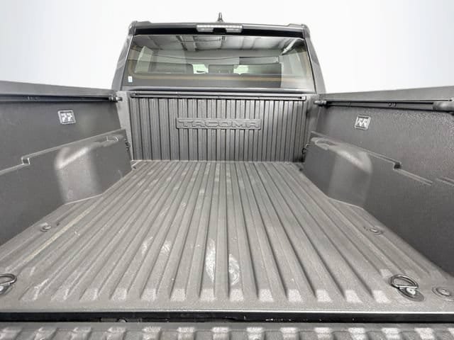 Certified 2026 Toyota Tacoma SR5 AWD/4WD image 26