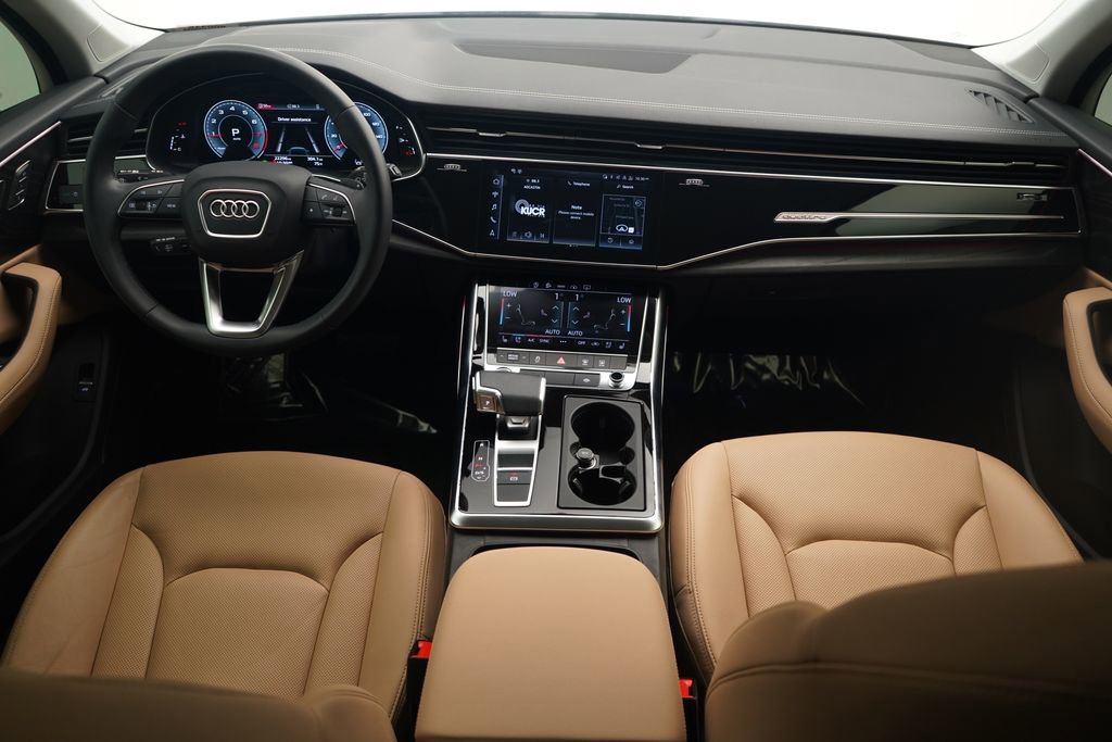 Used 2023 Audi Q7 2.0T Premium Plus w/ Premium Plus Package AWD/4WD image 8