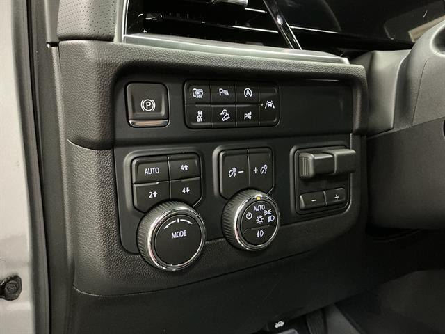 New 2026 Chevrolet Suburban Premier AWD/4WD image 11