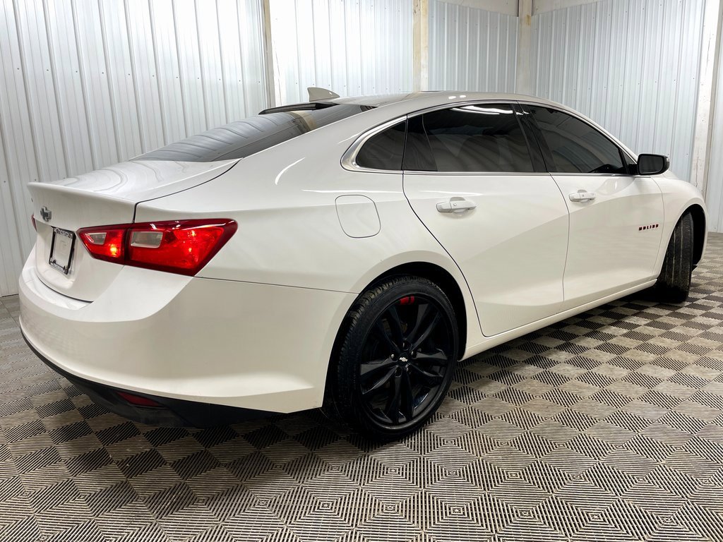 Used 2018 Chevrolet Malibu LT w/ Redline Edition image 16