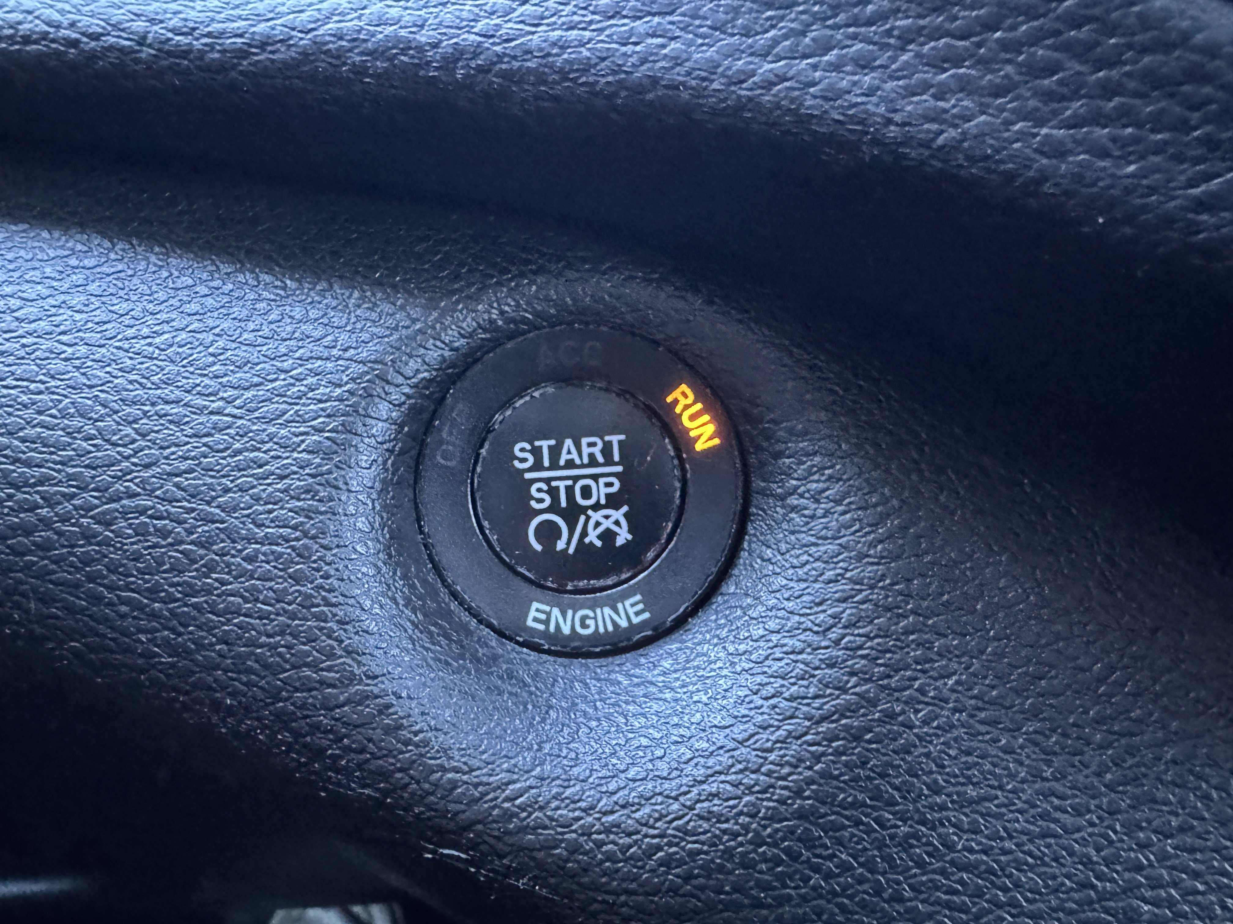 Used 2016 Jeep Cherokee Trailhawk w/ Comfort/Convenience Group image 29