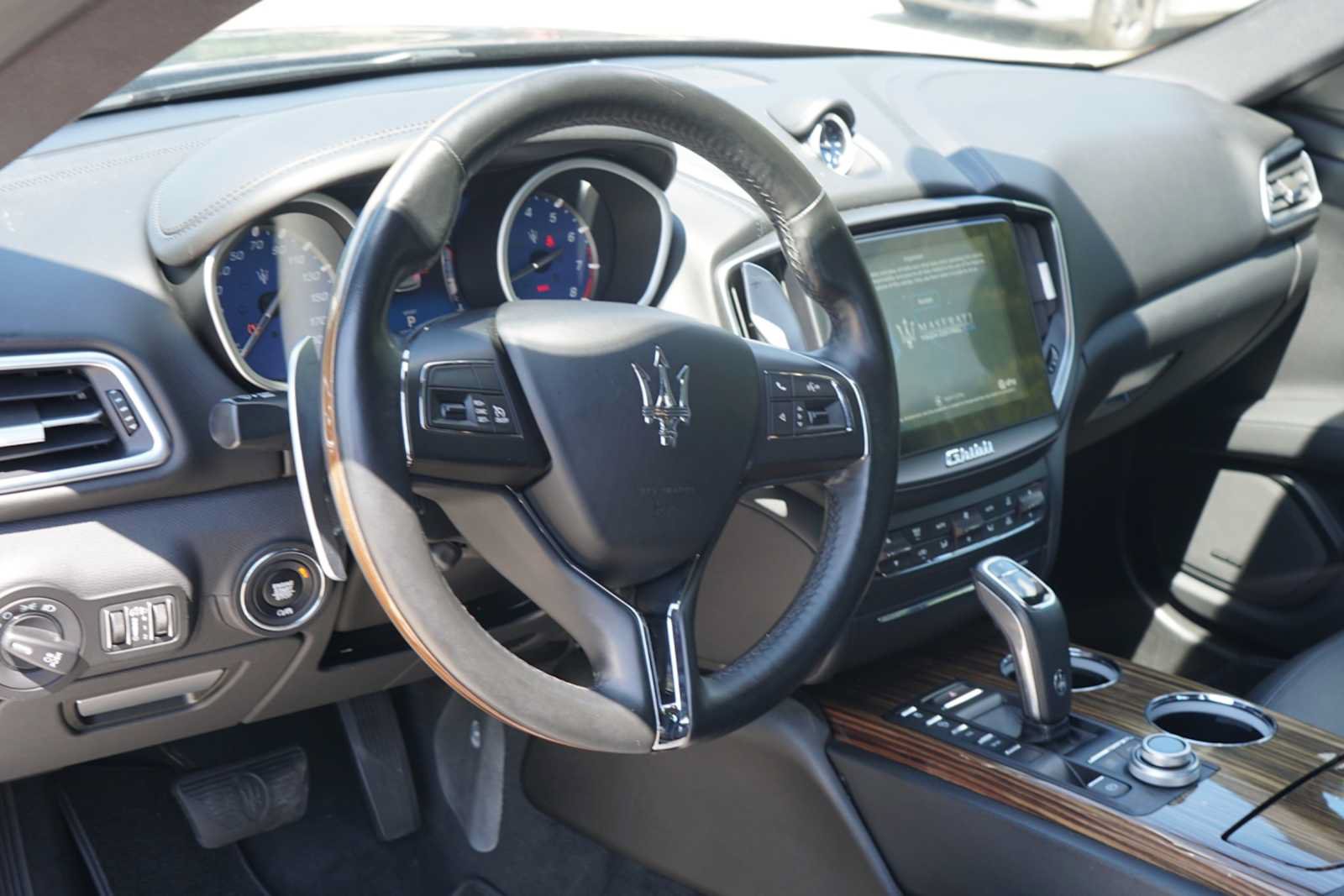 Used 2019 Maserati Ghibli S Q4 AWD/4WD image 7