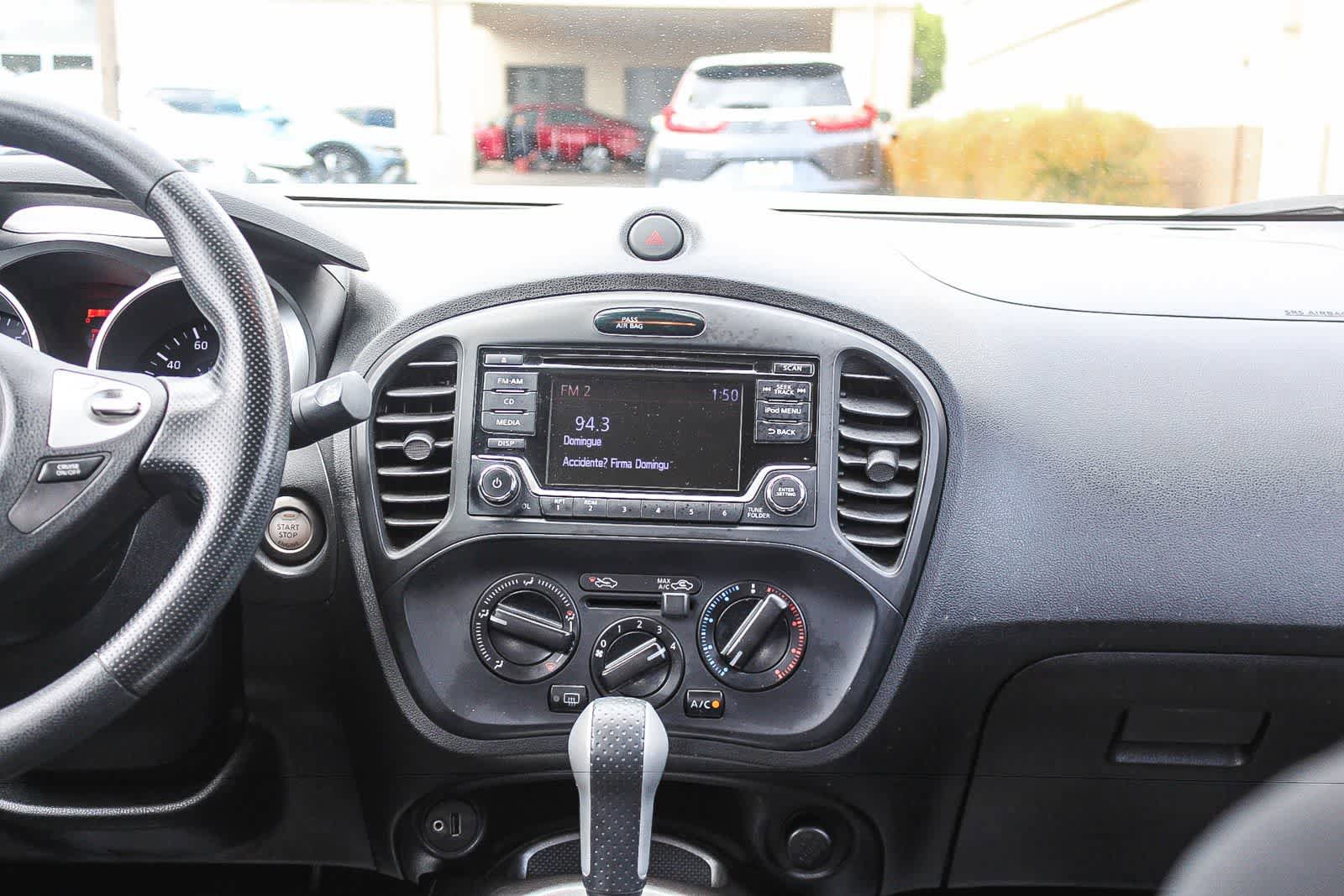 Used 2017 Nissan Juke S FWD image 18