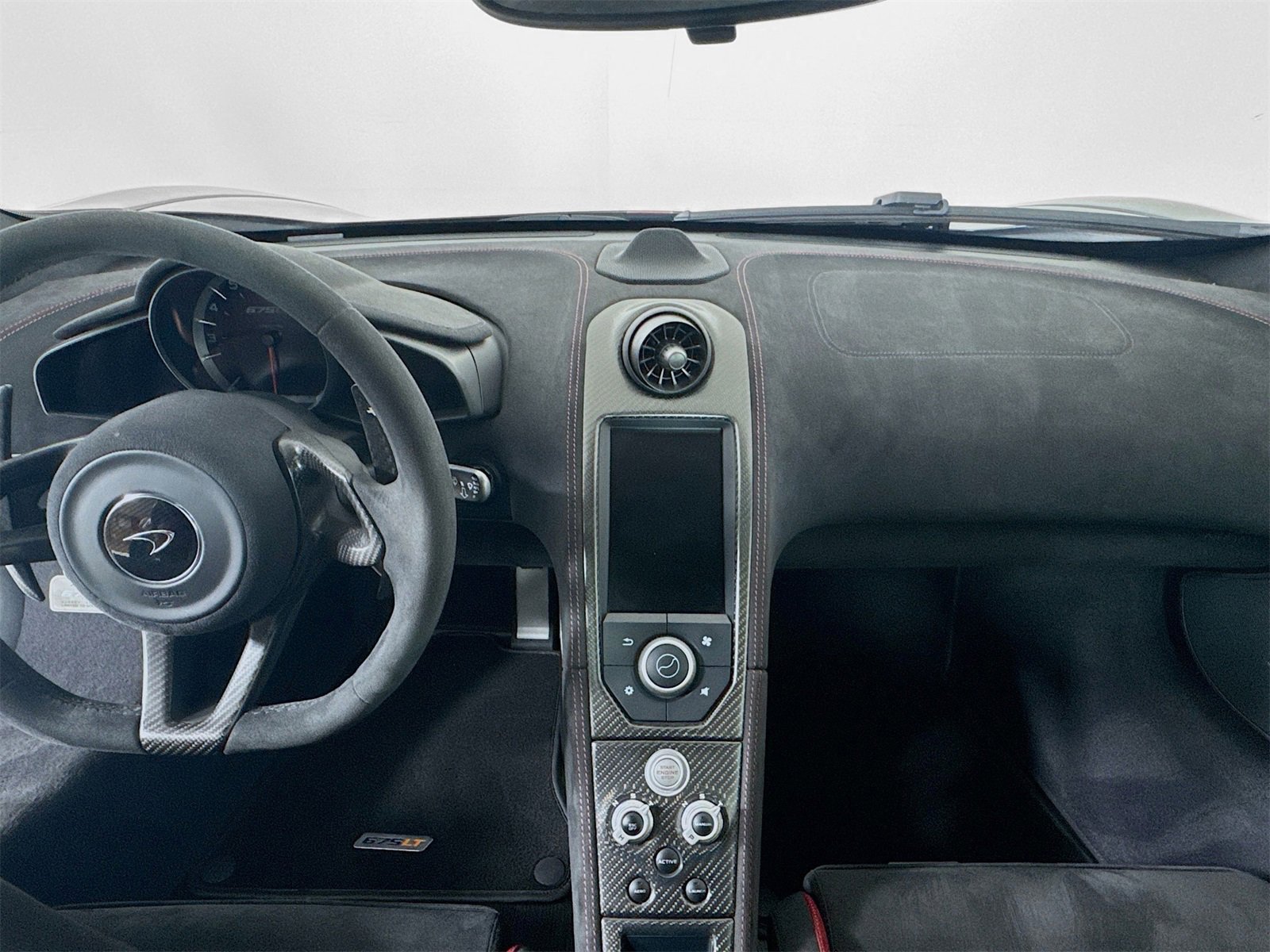 Used 2016 McLaren 675LT Spider image 20