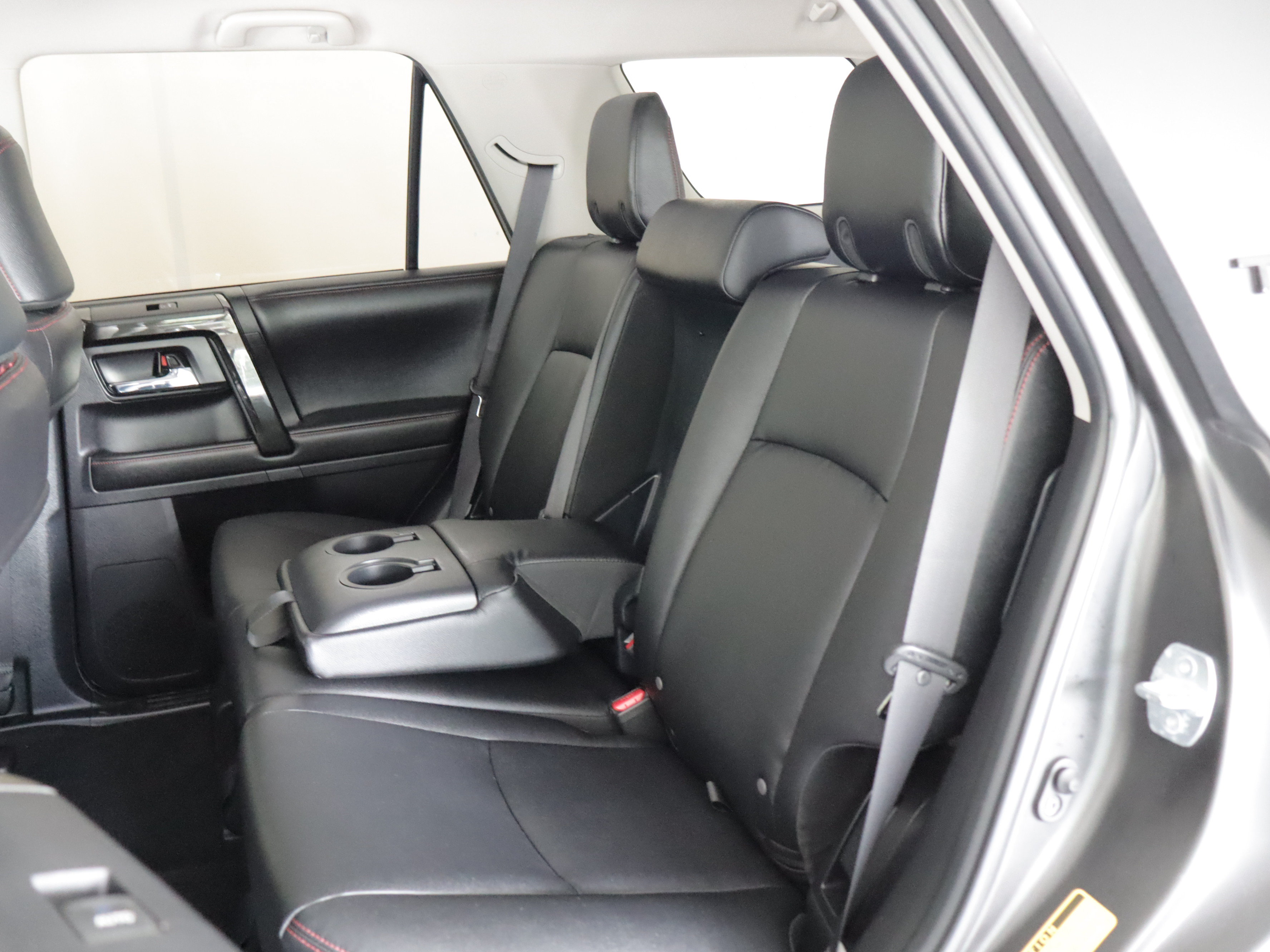 Used 2015 Toyota 4Runner TRD Pro AWD/4WD image 8