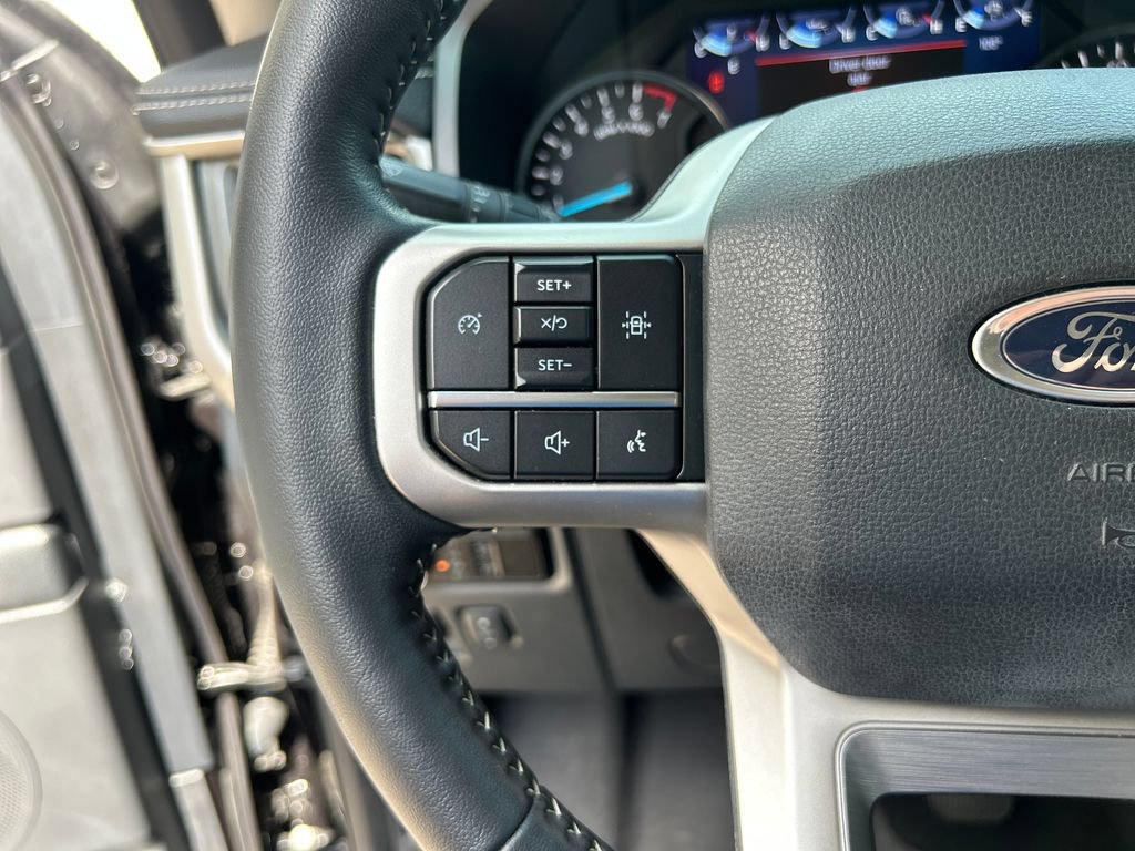 Used 2024 Ford Expedition XLT RWD image 22