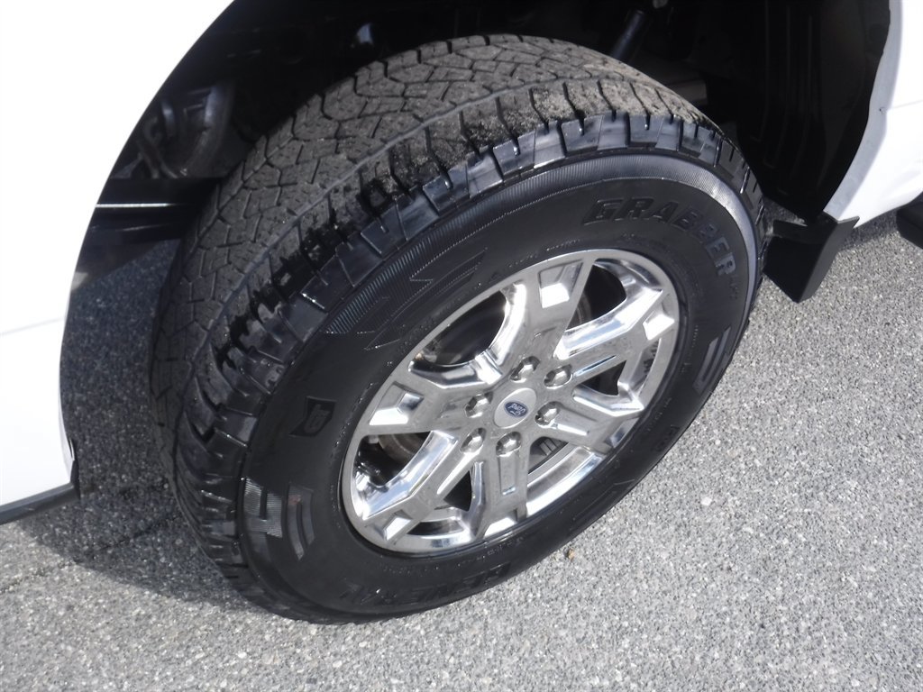 Used 2022 Ford F150 XLT w/ Equipment Group 302A High AWD/4WD image 4