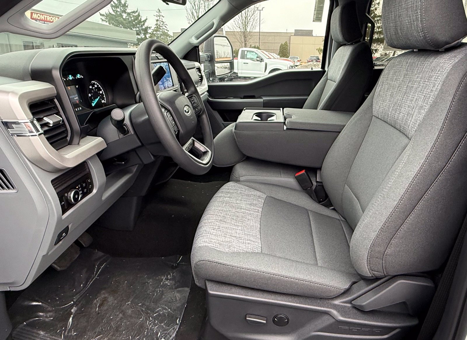 New 2027 Ford F350 XLT w/ FX4 Off-Road Package AWD/4WD image 16