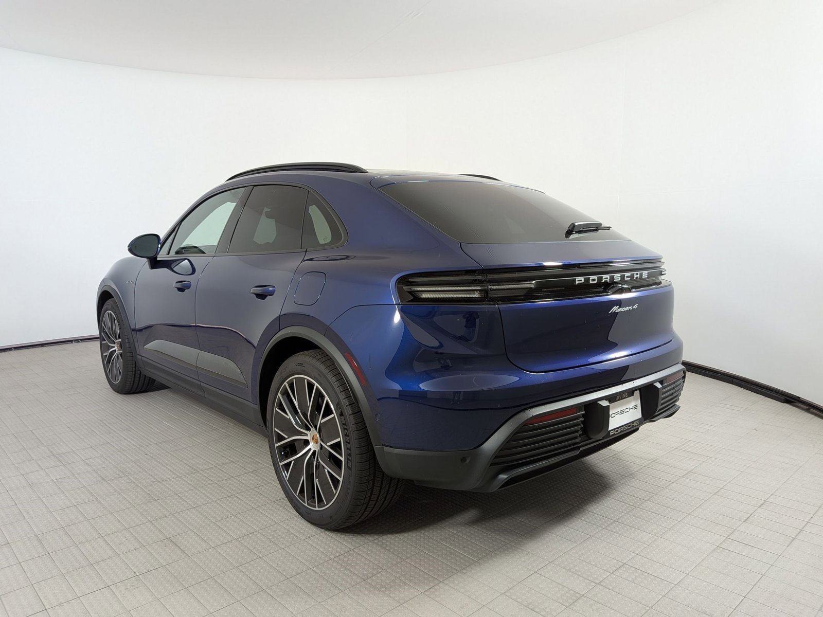 New 2024 Porsche Macan 4 Electric AWD/4WD video 3