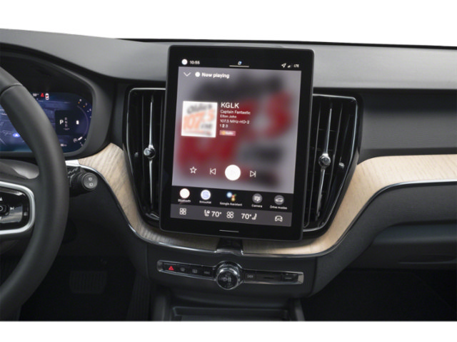 New 2026 Volvo XC60 B5 Plus w/ Protection Package Premier AWD/4WD image 7