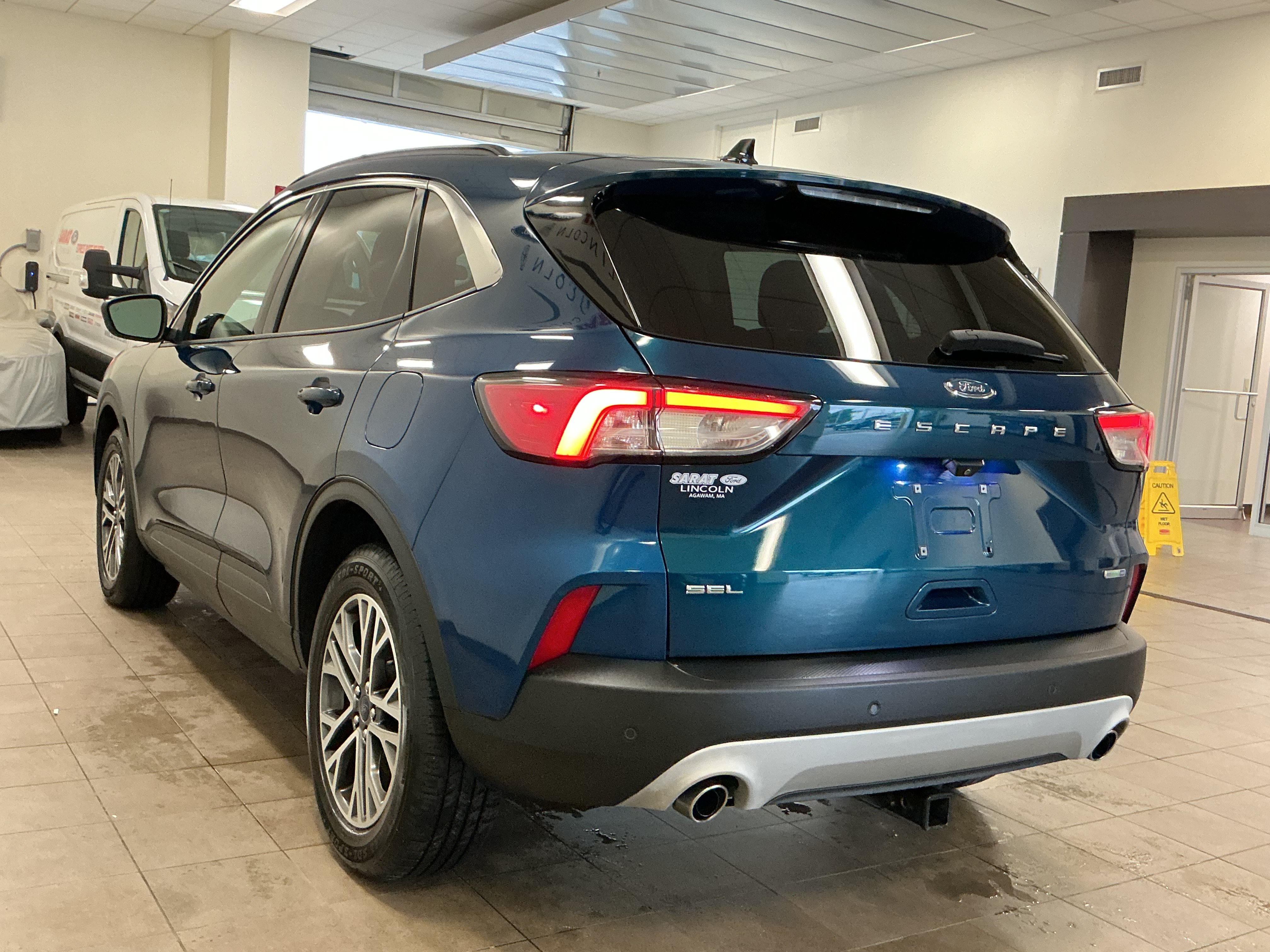 Used 2020 Ford Escape SEL AWD/4WD image 5