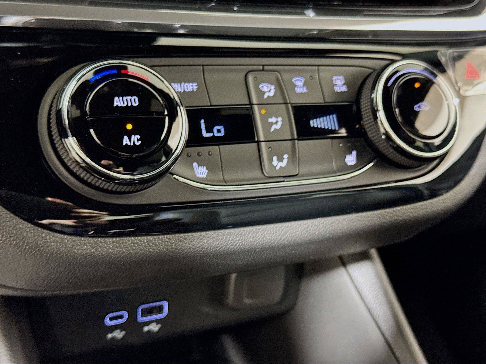 New 2026 Buick Envista Sport Touring w/ Convenience I Package FWD image 9
