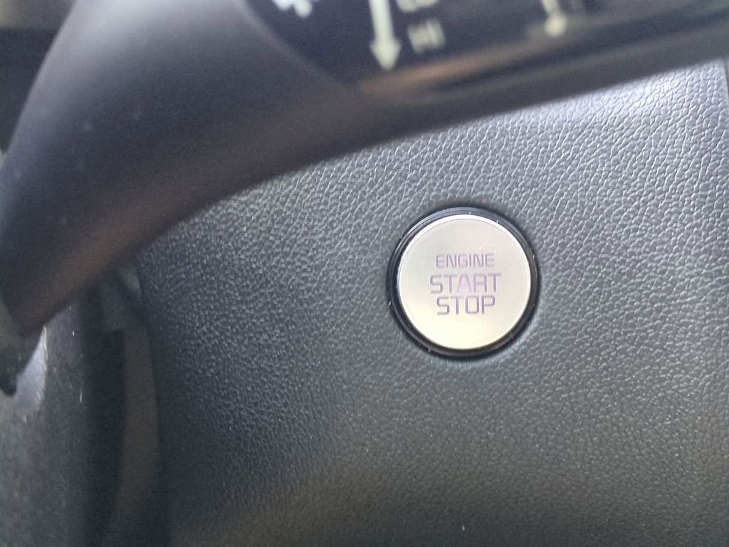 Used 2021 Kia Sorento S image 28