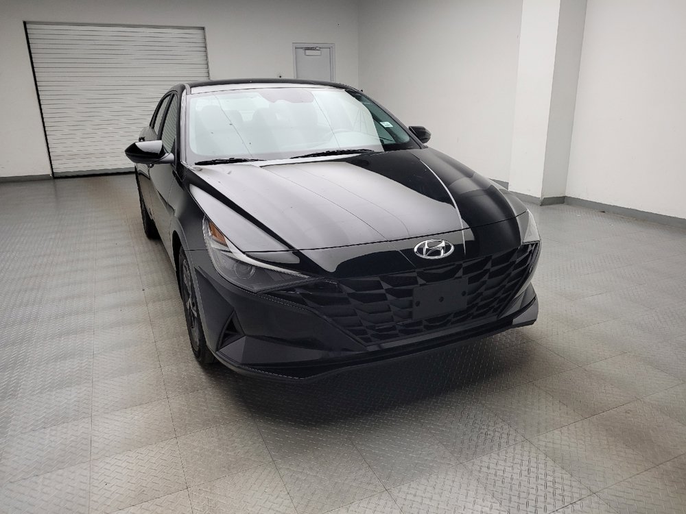 Used 2023 Hyundai Elantra SEL FWD image 14