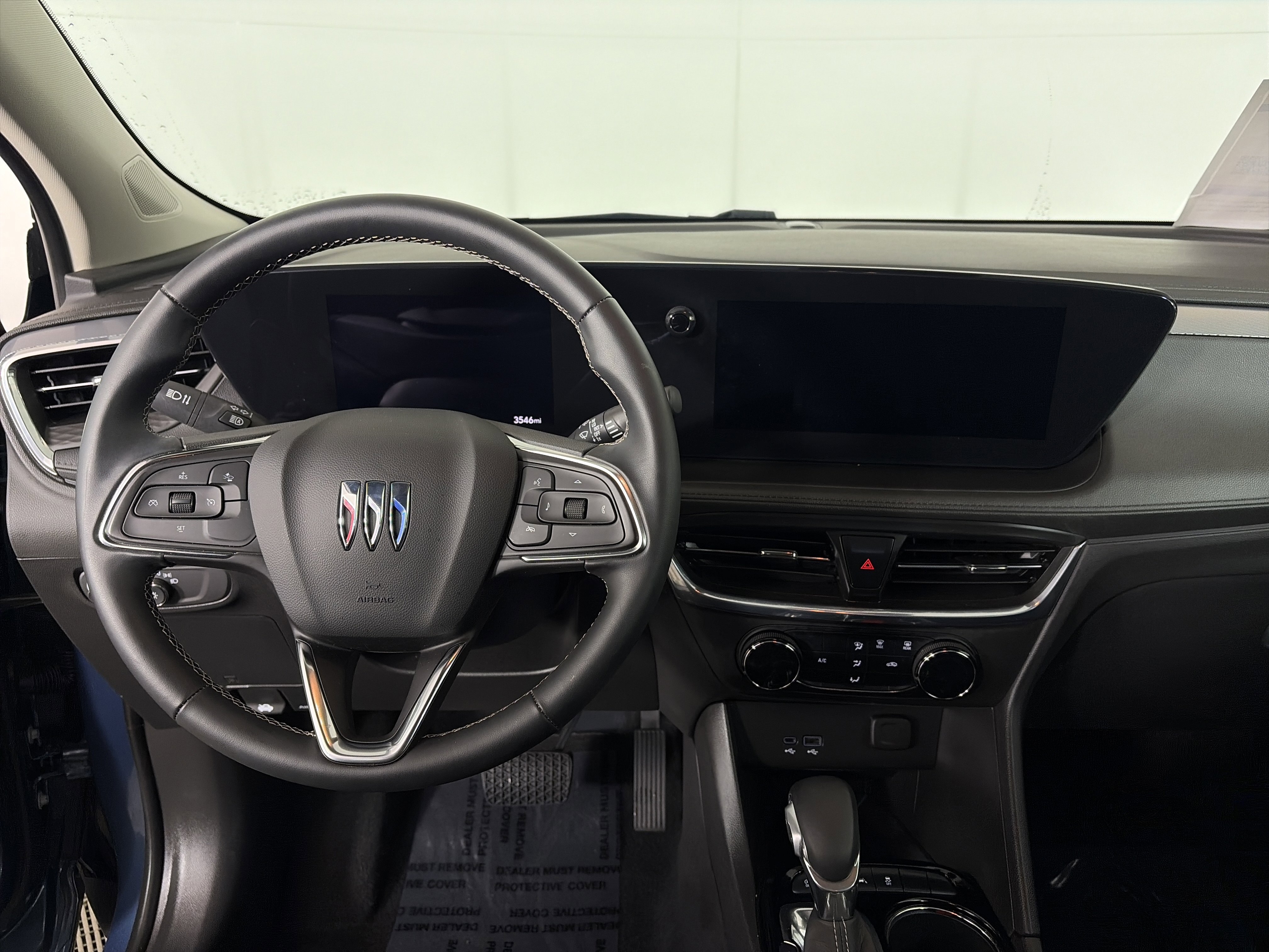 Certified 2025 Buick Encore GX Preferred AWD/4WD image 3