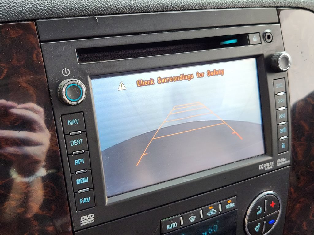 Used 2012 GMC Yukon XL Denali AWD/4WD image 23