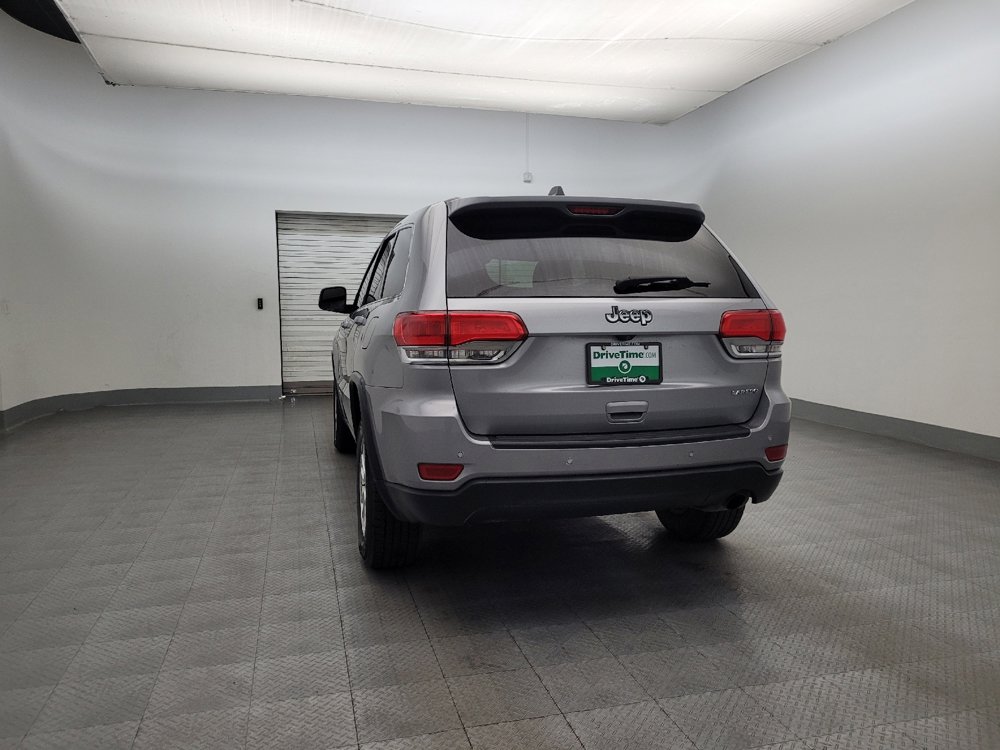 Used 2018 Jeep Grand Cherokee Laredo image 6