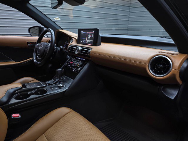 Used 2021 Lexus IS 300 AWD w/ Comfort Package image 13