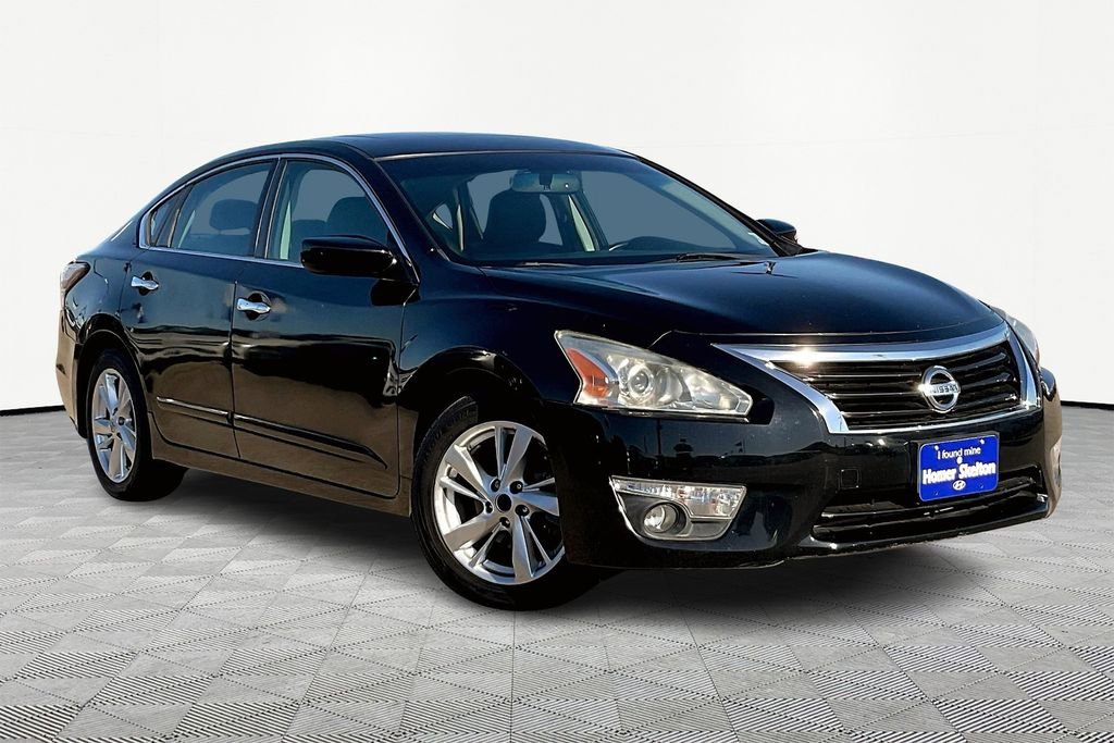 Used 2015 Nissan Altima 2.5 SL w/ Moonroof Package