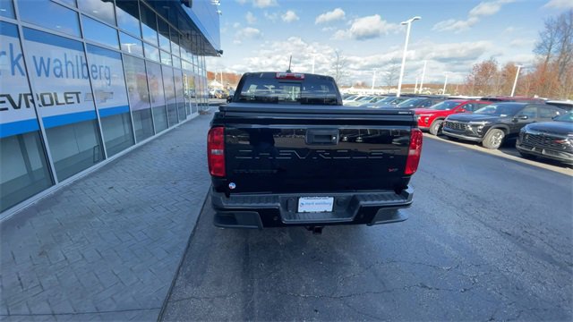 Used 2021 Chevrolet Colorado Z71 w/ Z71 Midnight Edition image 7