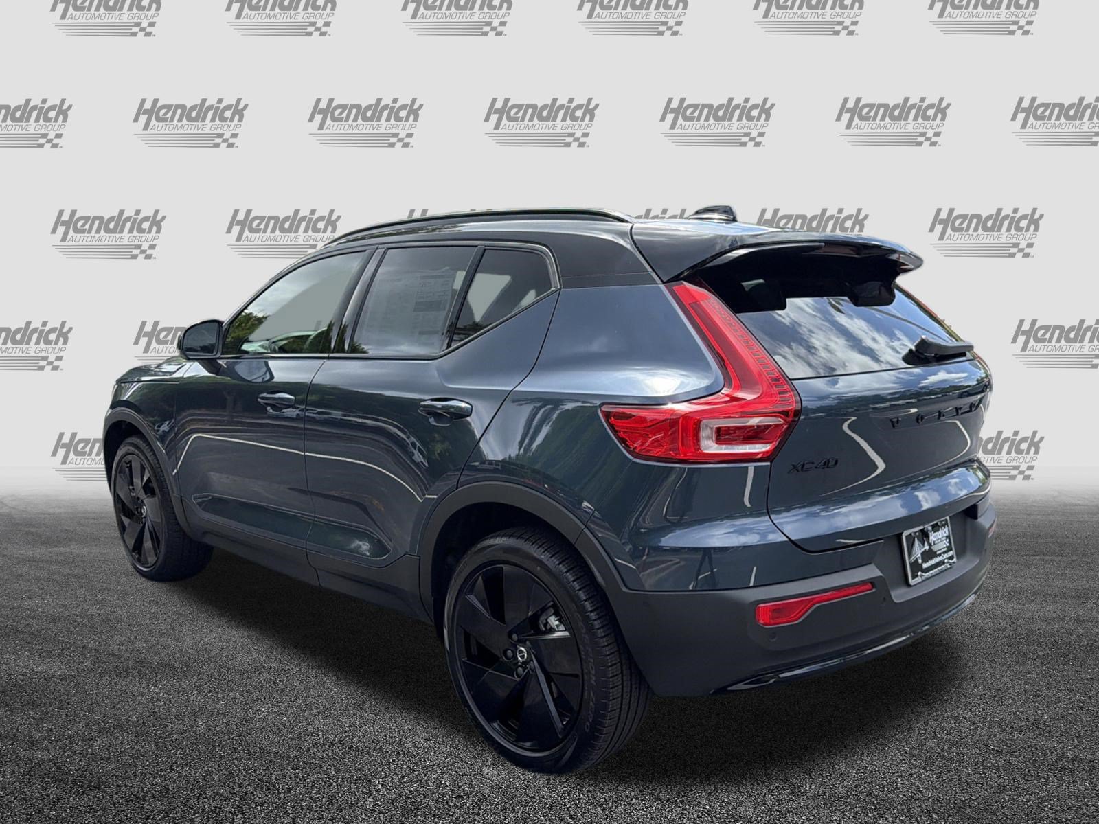 New 2026 Volvo XC40 B5 Ultra w/ Protection Package Premier AWD/4WD image 7