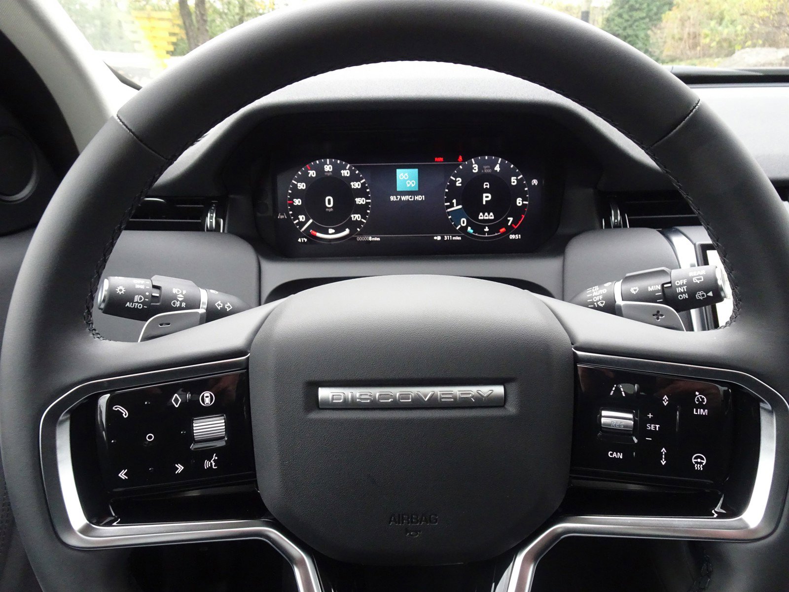 New 2025 Land Rover Discovery Sport S image 22